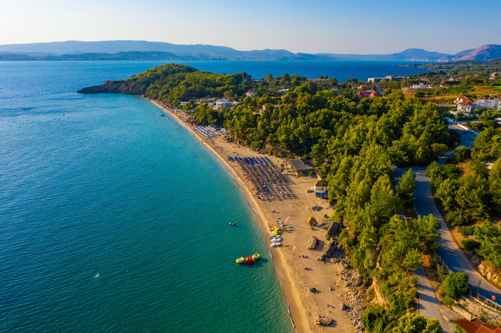 Où dormir à Céphalonie ? Les 7 meilleures zones et de bons hôtels 11 La plage de Platis Gialos à Lassi