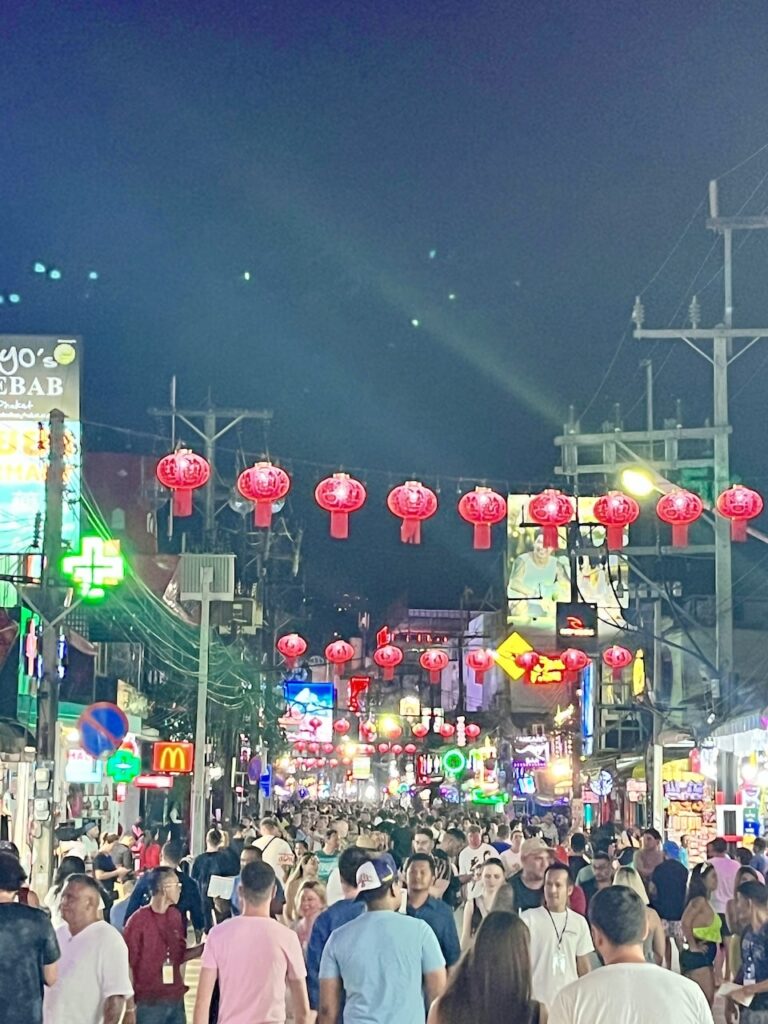 Rue piétonne de Patong