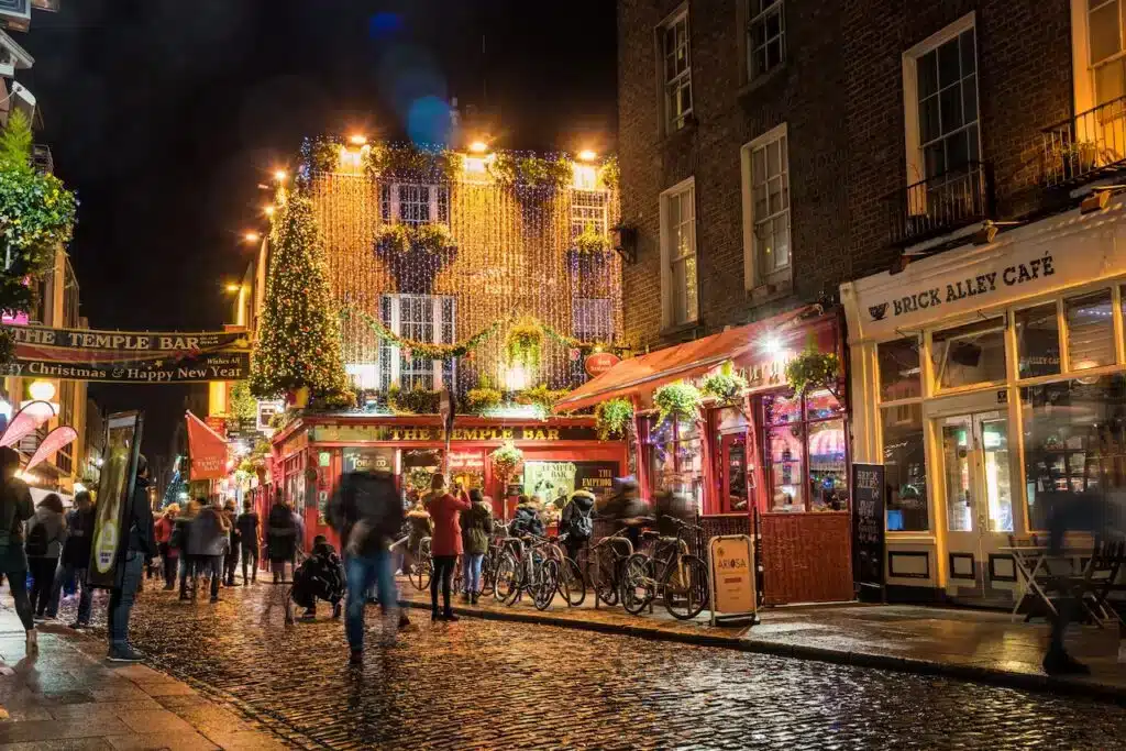 Où dormir à Dublin ? Les 4 meilleurs quartiers et hôtels (+ ceux à éviter) 🇮🇪 15 Temple Bar à Dublin, le meilleur quartier où dormir pour une première visite
