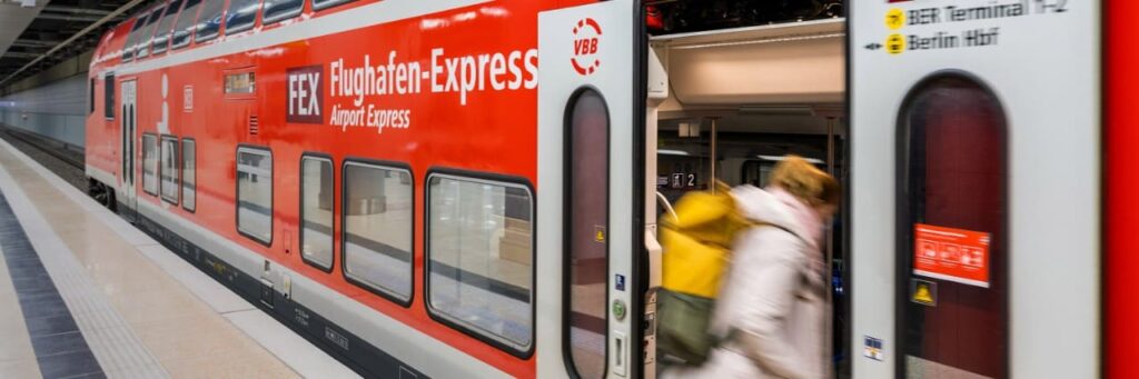 Transports en commun à Berlin : tout savoir sur les billets, les tarifs et plus encore 🚇 13 Train de l’aéroport de Berlin