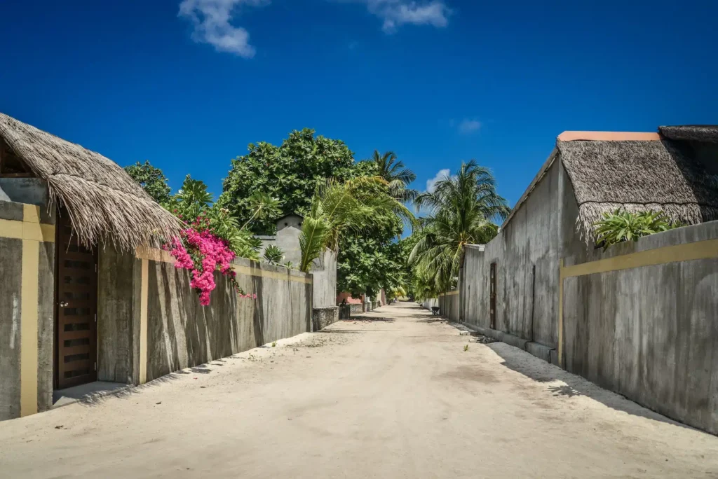 Un village local de l’atoll de Baa